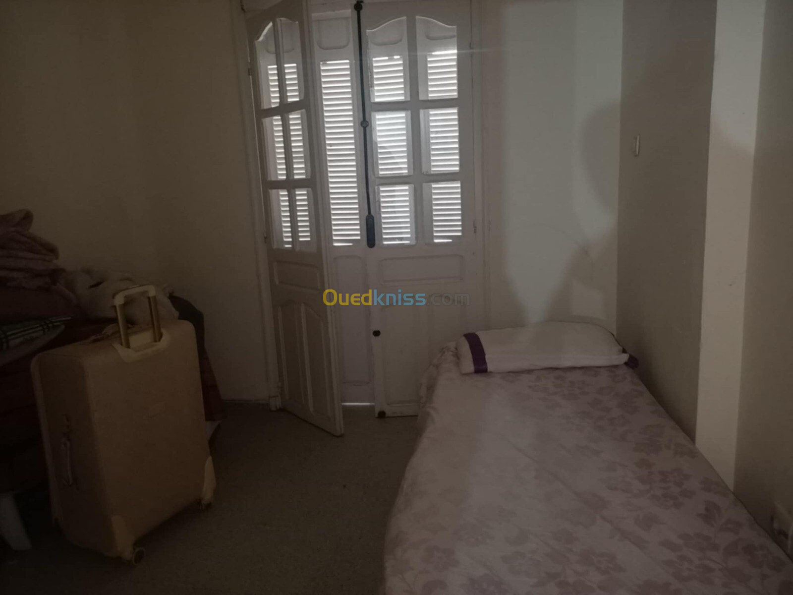 Cherche location Appartement F3 Béjaïa Bejaia