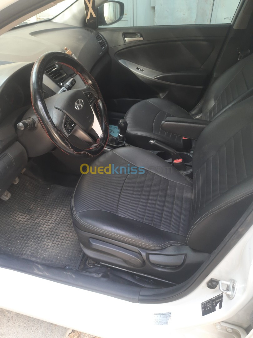 Hyundai Accent RB  4 portes 2019 Accent RB  4 portes