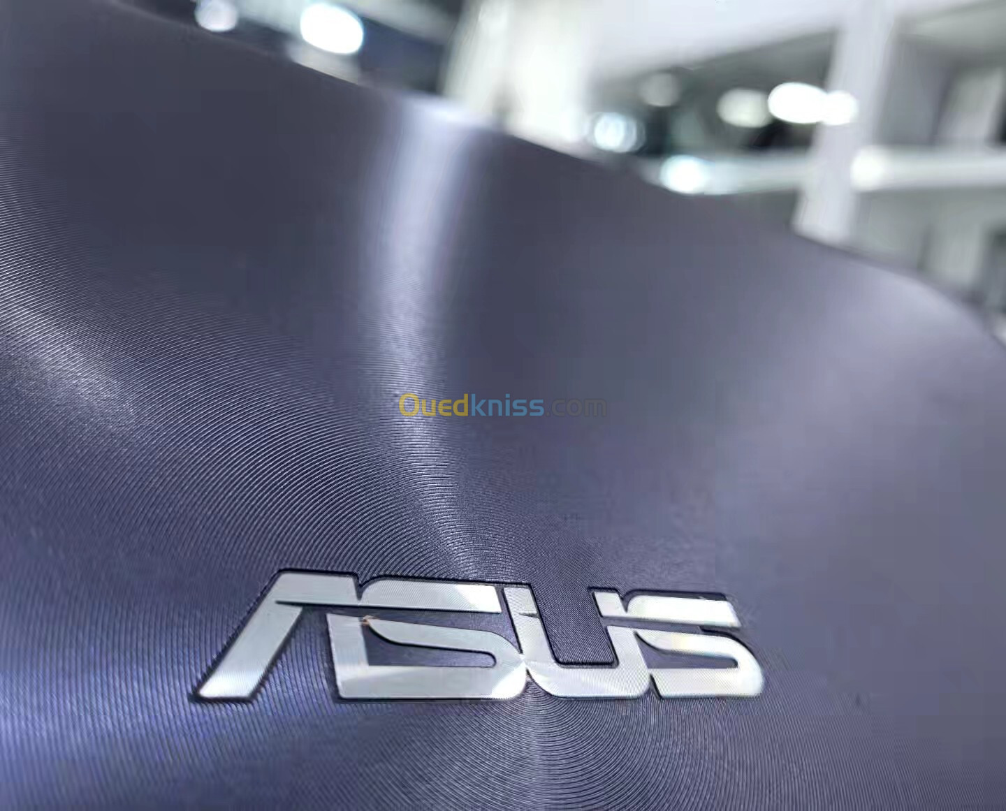 ASUS VIVOBOOK R520 I5 8250U 