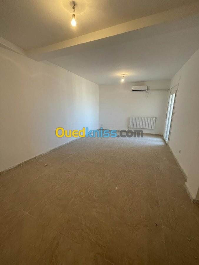 Location Appartement F5 Alger Ain benian