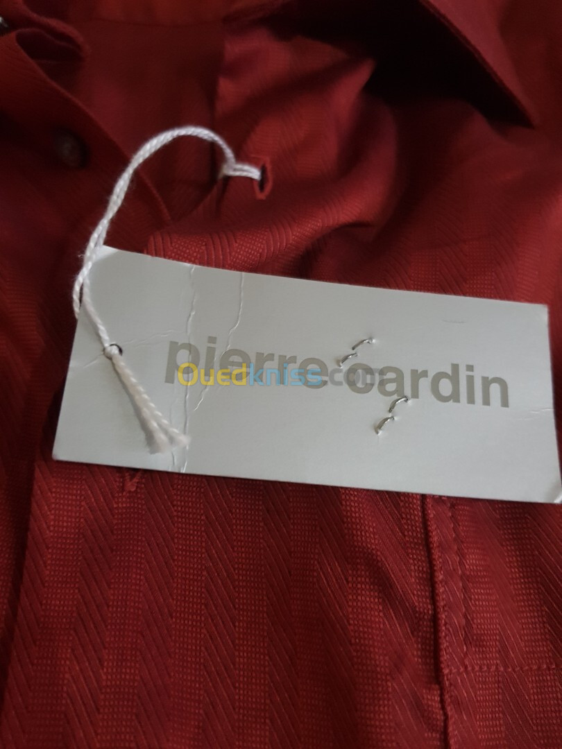 vends deux chemises pierre Cardin et cerruti 1881 original 100%coton 