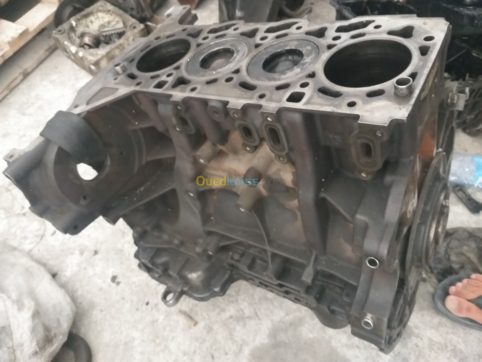 Demi moteur ford transit 2.2 130