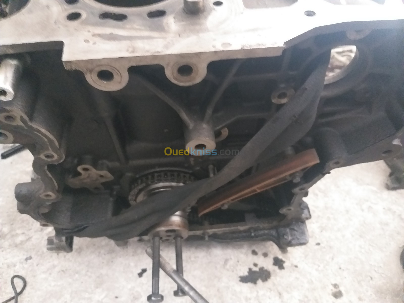 Demi moteur ford transit 2.2 130