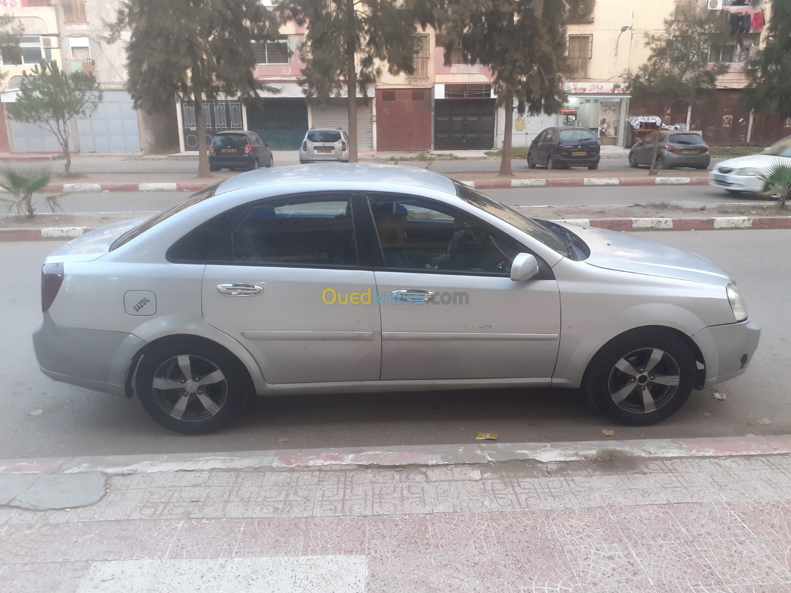 Chevrolet Optra 5 portes 2010 Optra 5 portes