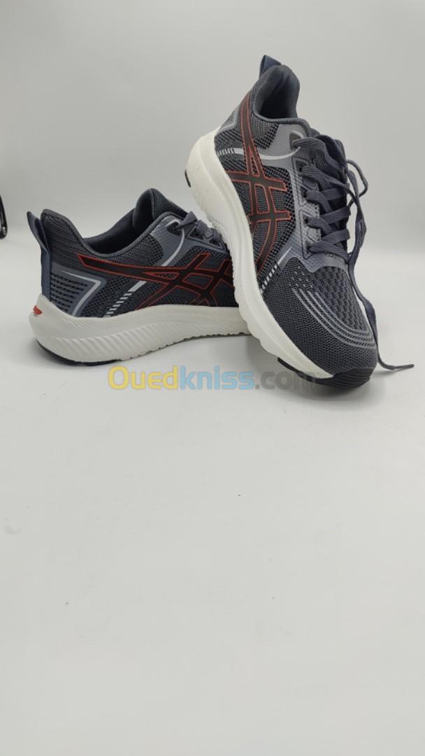 حذاء رياضي للرجال ASICS 