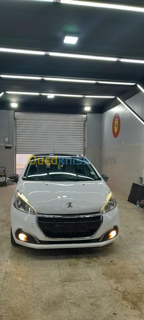 Peugeot 208 2015 Allure Facelift