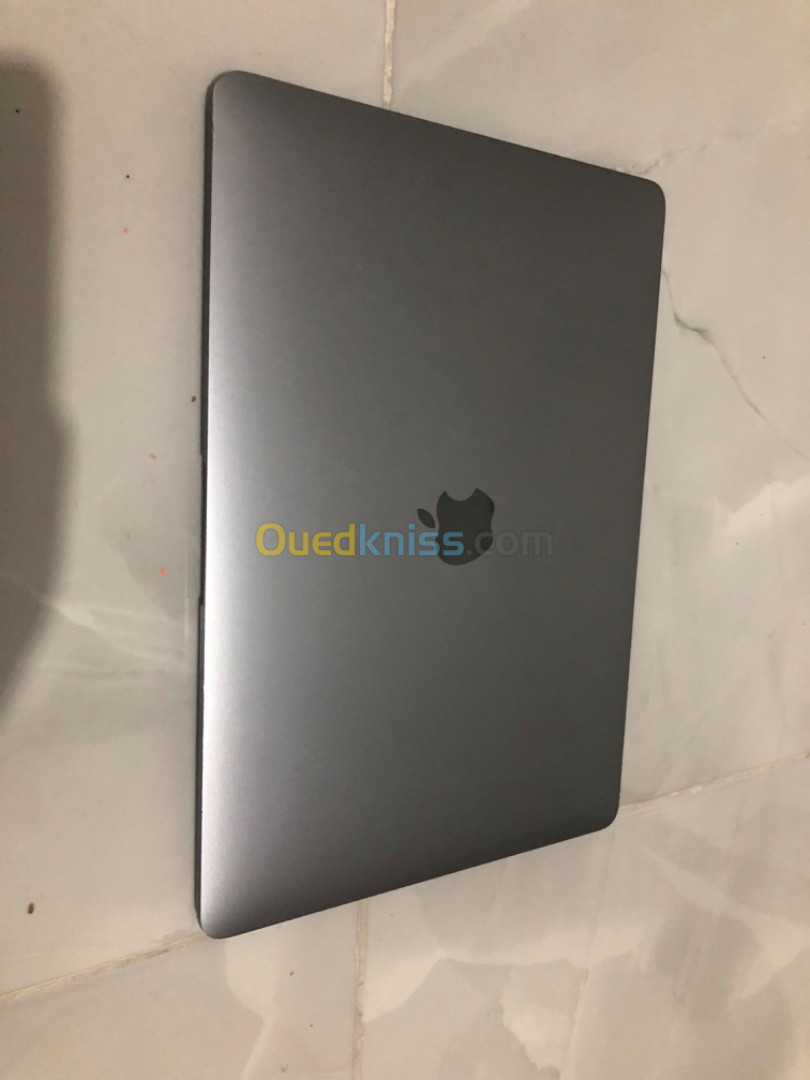 MacBook Air m1 16GB 256GB