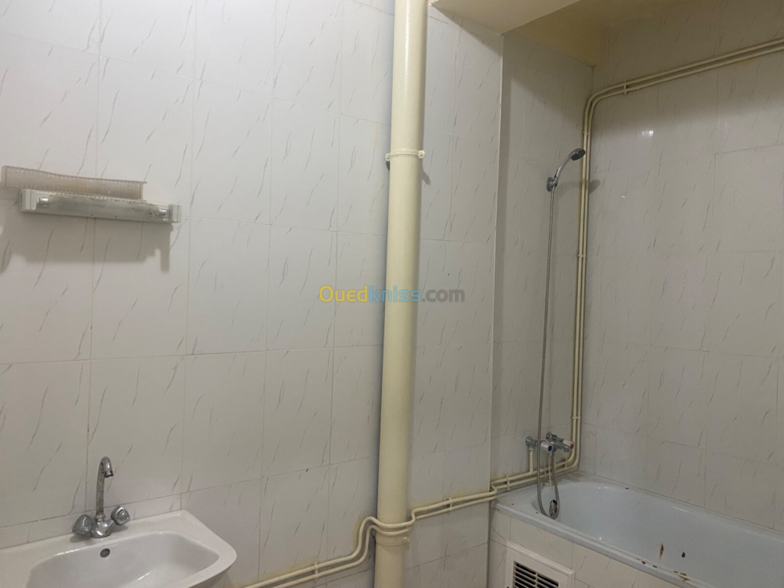 Location Appartement F3 Alger Hraoua