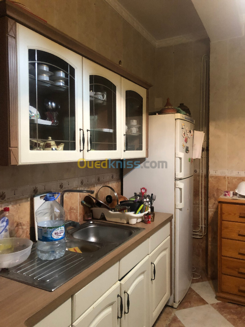 Location Appartement F3 Alger Bouzareah