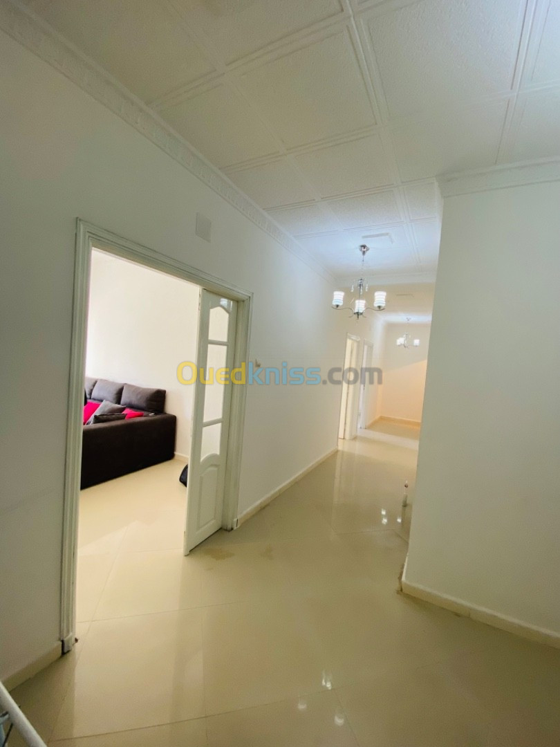 Vente Appartement F5 Oran Ain el turck