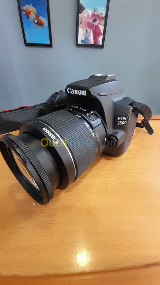 canon 250d avec objectif 18.55