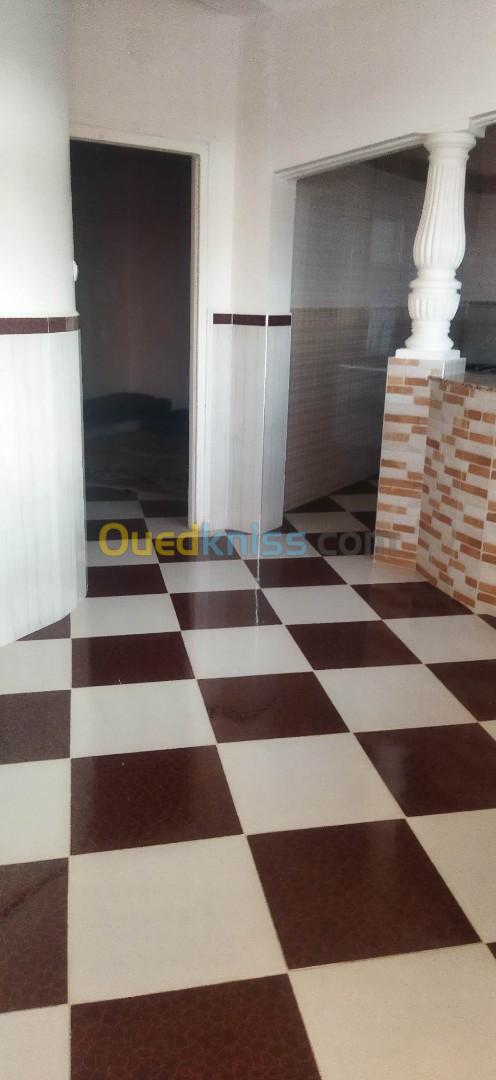 Location Appartement F1 Jijel Jijel