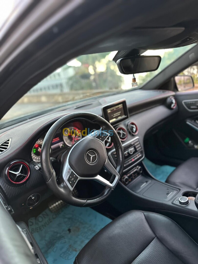 Mercedes Classe A 2015 250 Sport +