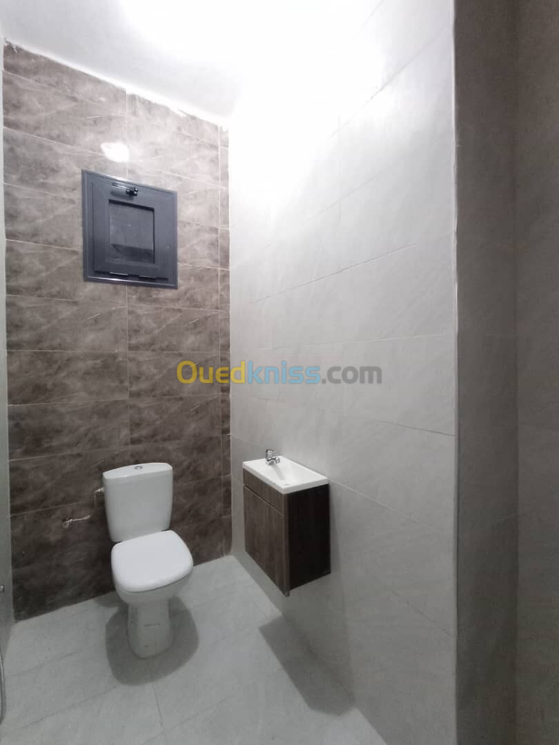 Location Appartement F4 Alger Hydra