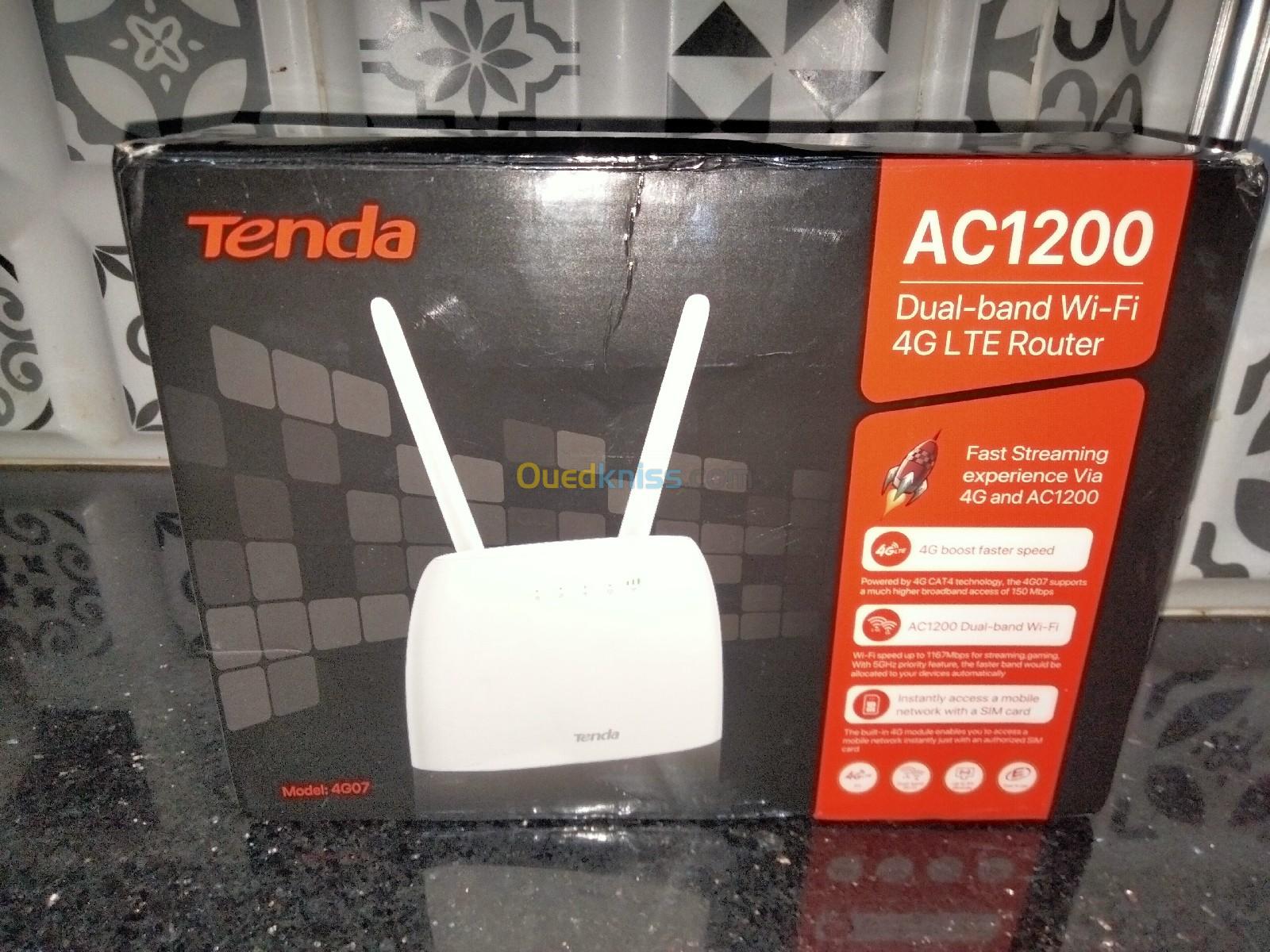 Tenda AC1200 Dual-Band Wi-Fi 4G LTE Router 4G07