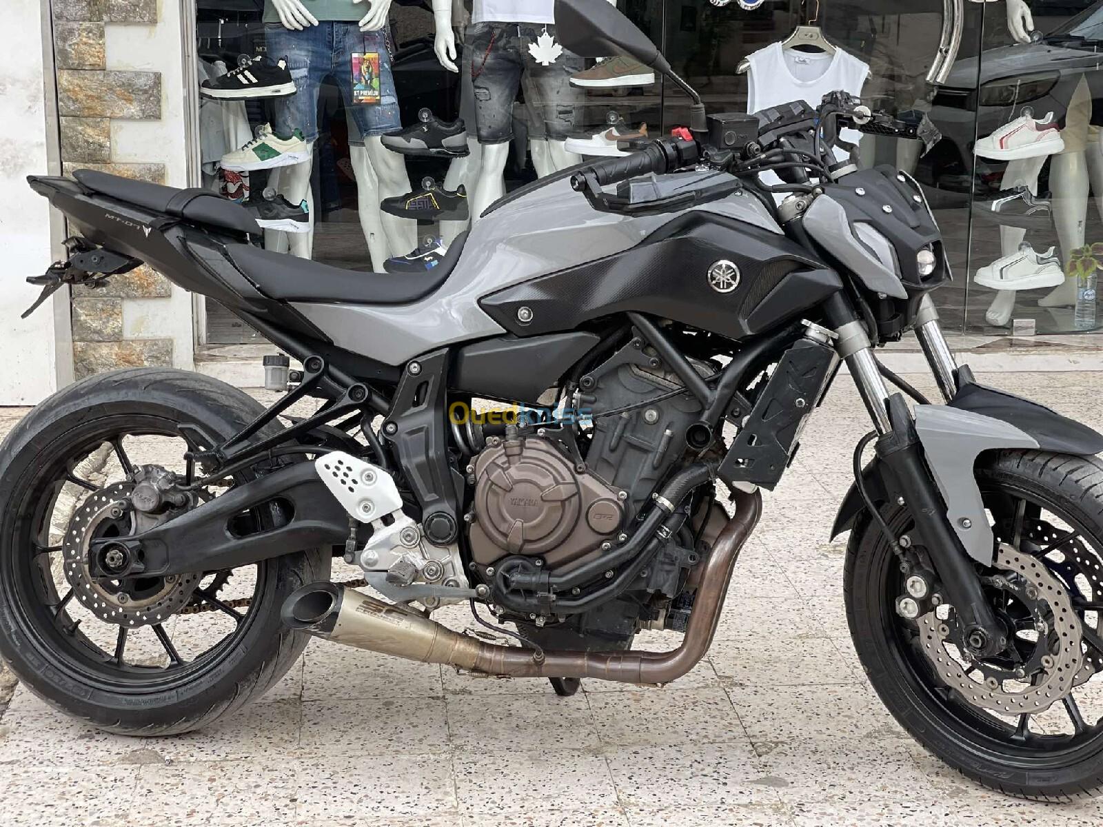 Yamaha Mt07 2017