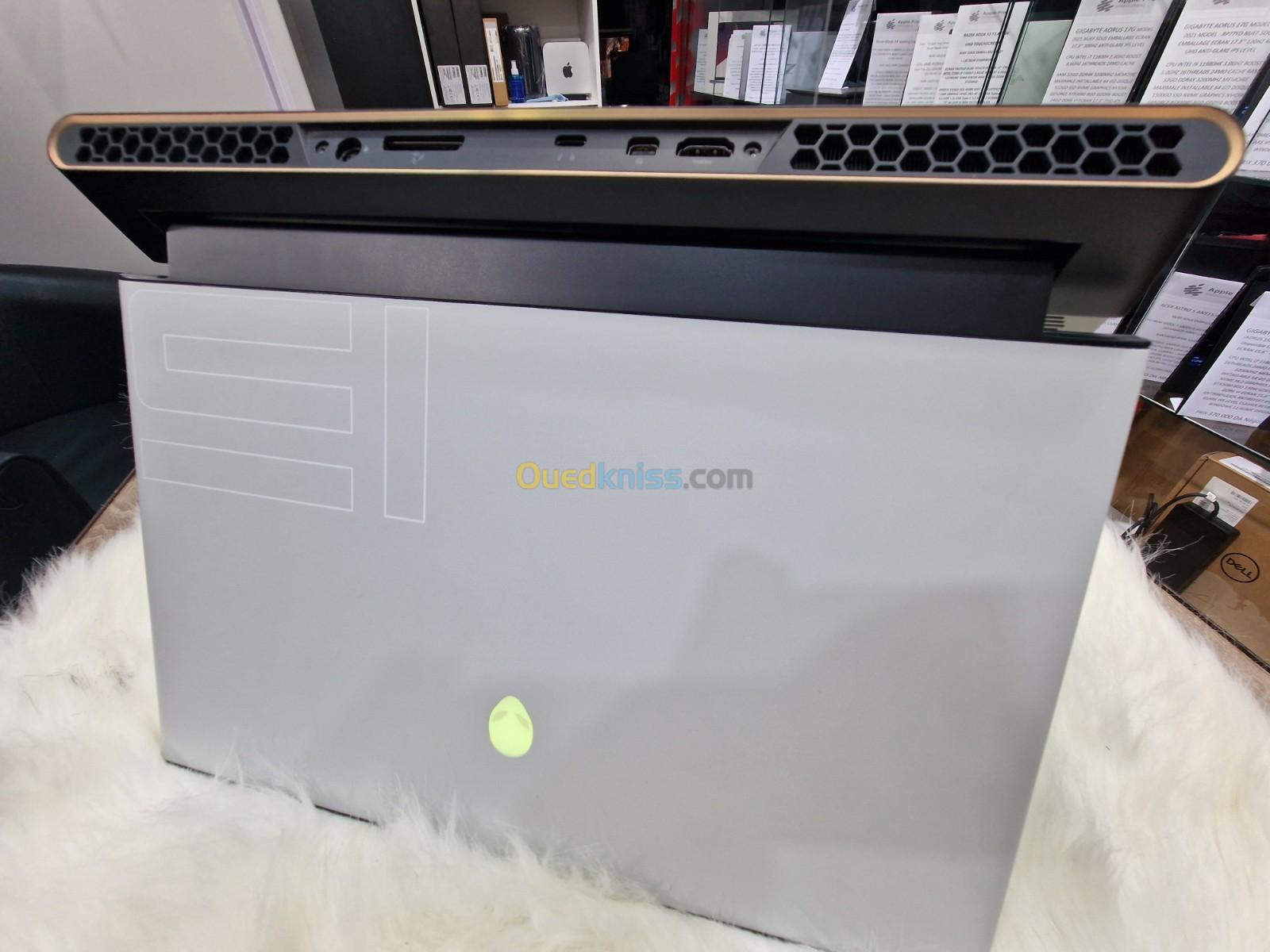 DELL ALIENWARE M15 R3 CORE I9 10980H 32GO 1TB SSD RTX2080 SUPER 8GO 