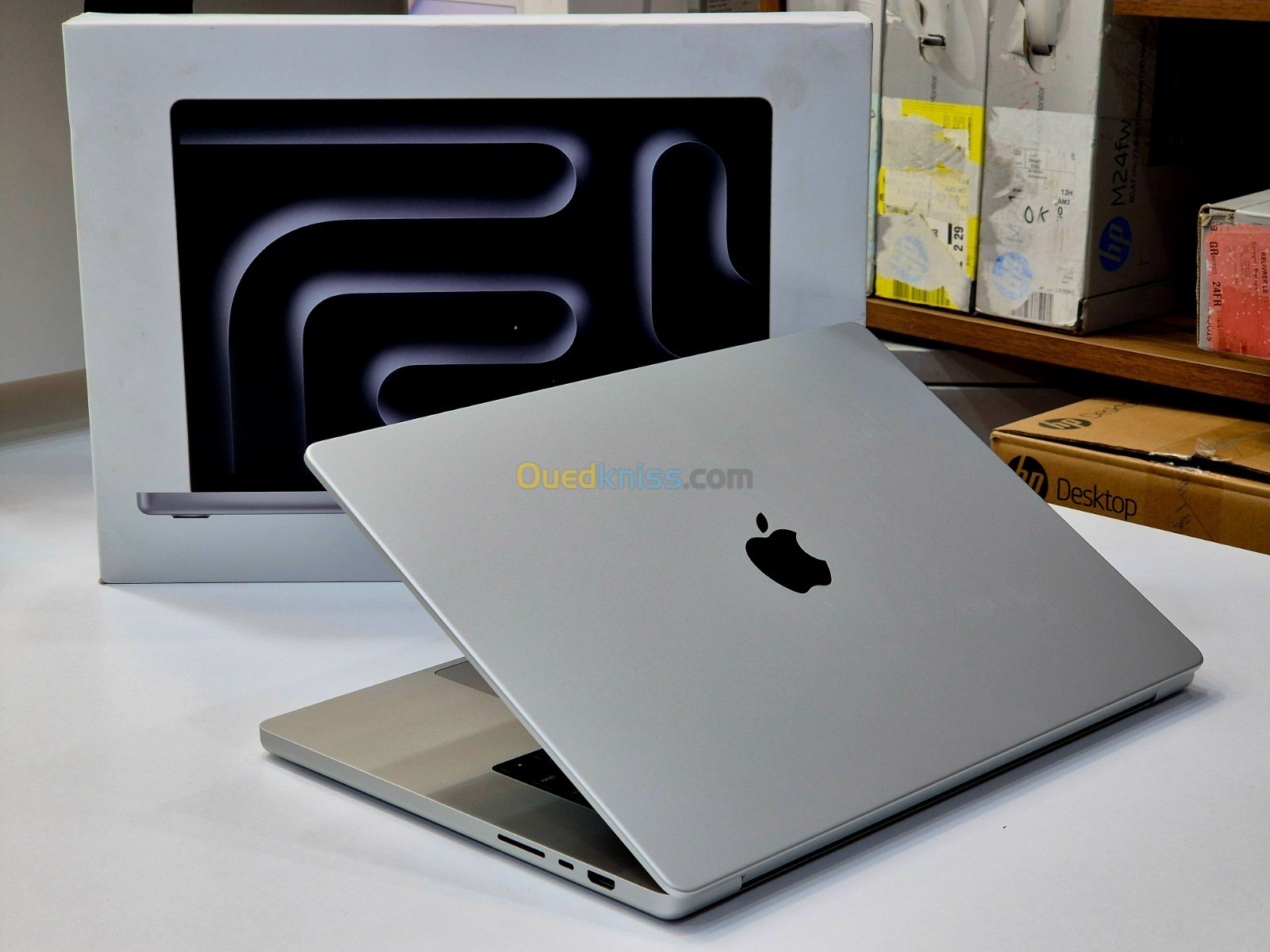 MacBook Pro 16インチ M3 Max メモリ64GB SSD 2TB