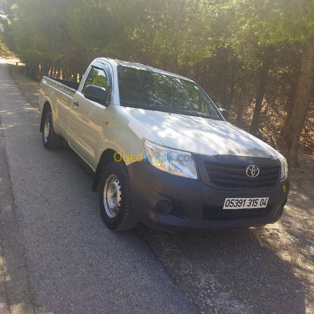 Toyota Hilux 2015 LEGEND SC 4x2