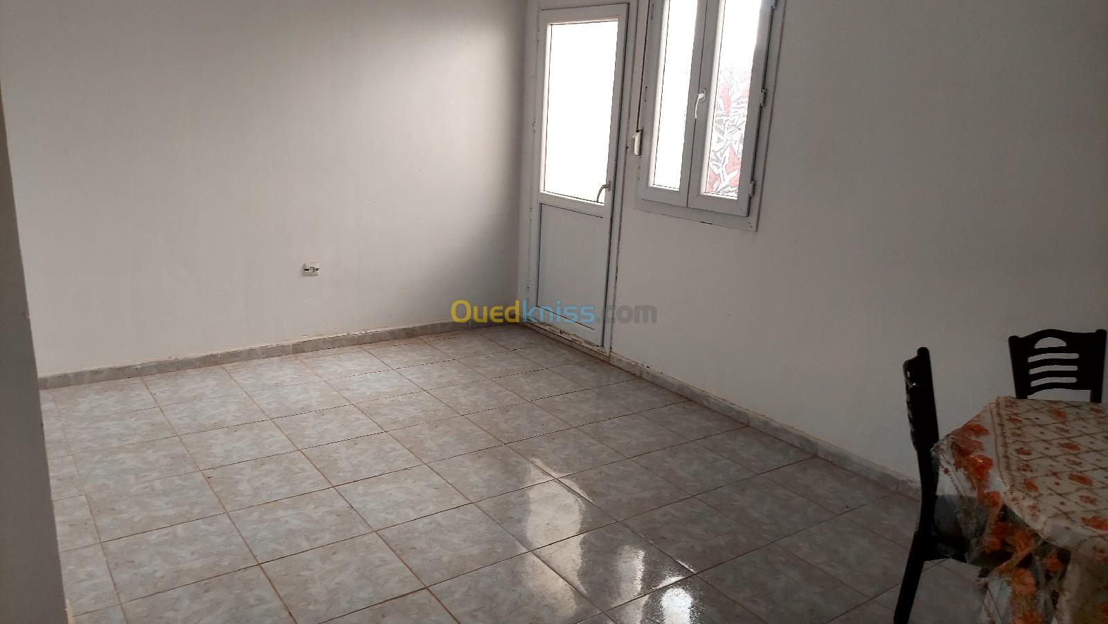 Location Appartement F3 Alger Ain benian