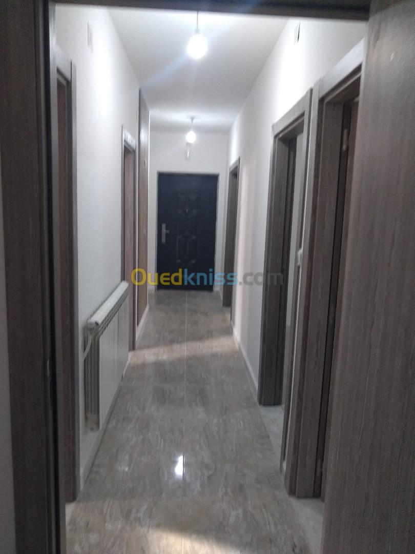 Location Appartement F4 Alger Rahmania