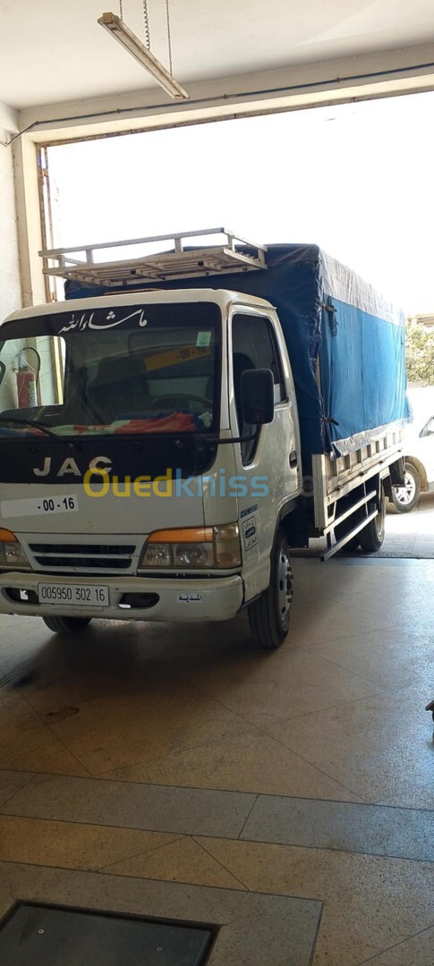 JAC 1025 2002