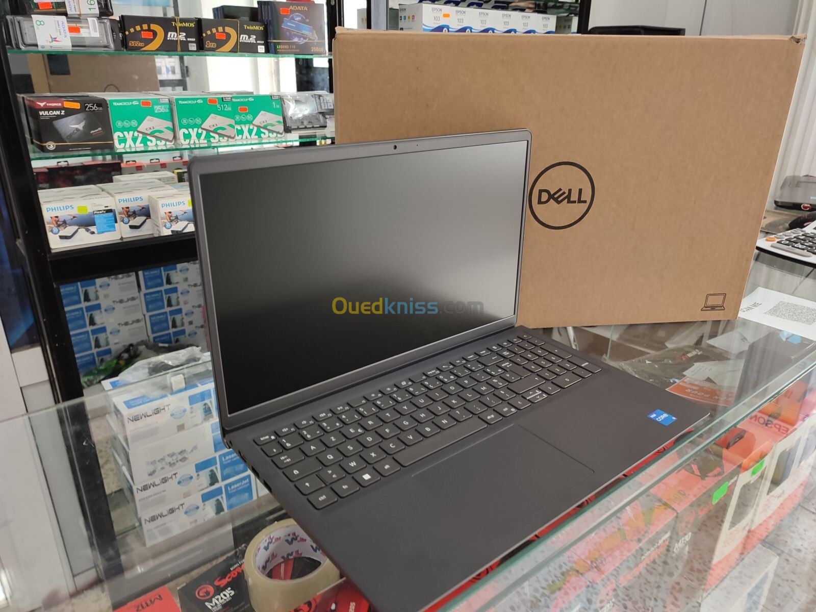 Laptop Dell Vostro 3520 (i3 Gen12) Neuf Jamais Utiliser sous emballage