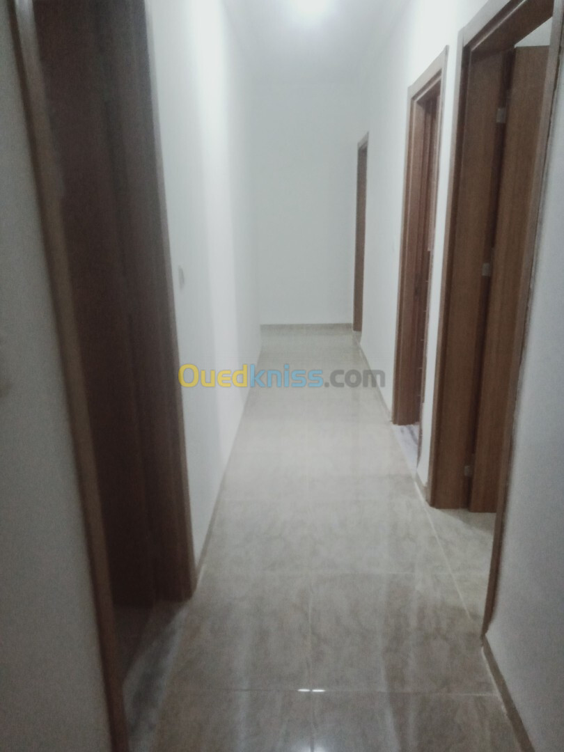 Location Appartement F5 Alger Mahelma