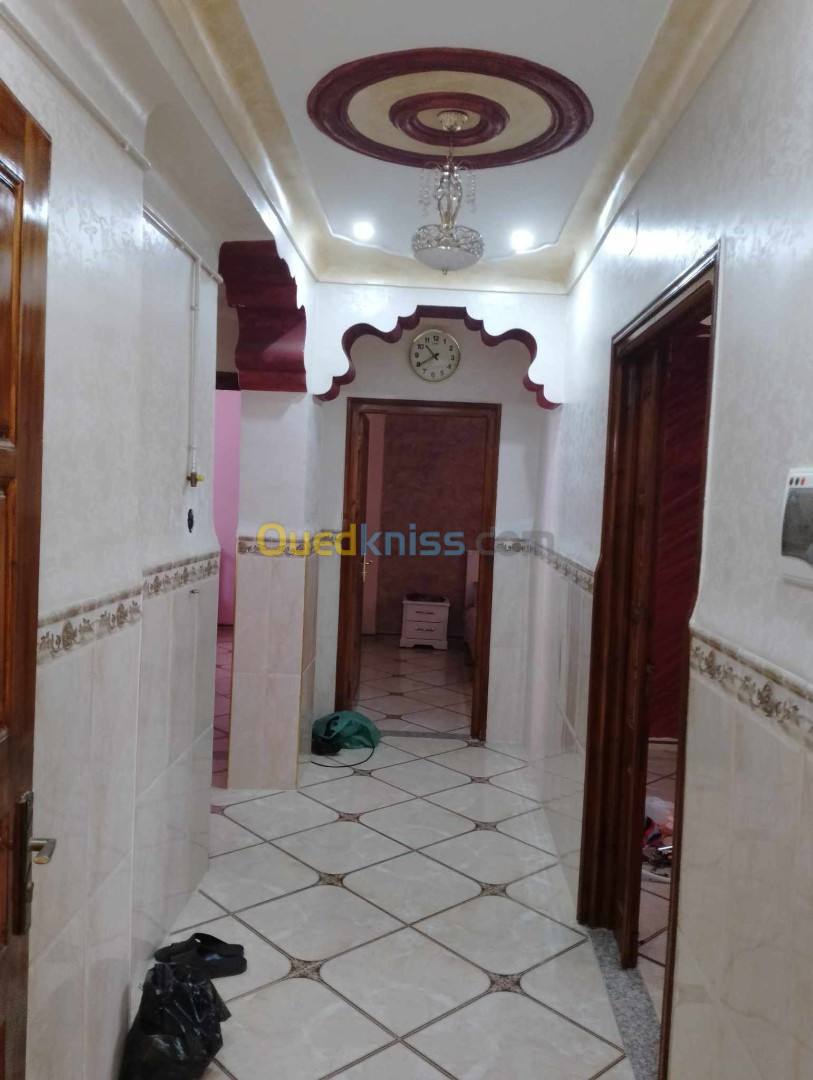 Location Appartement F3 Jijel Taher