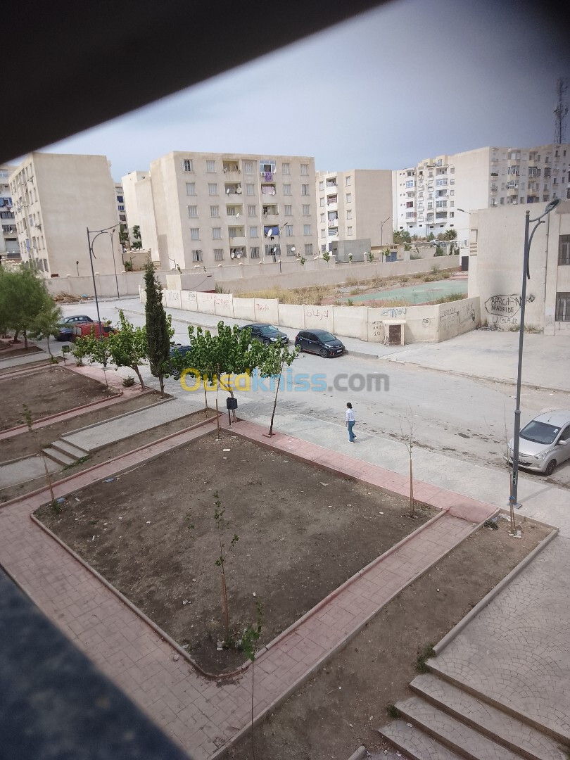 Location Appartement F4 Constantine El khroub