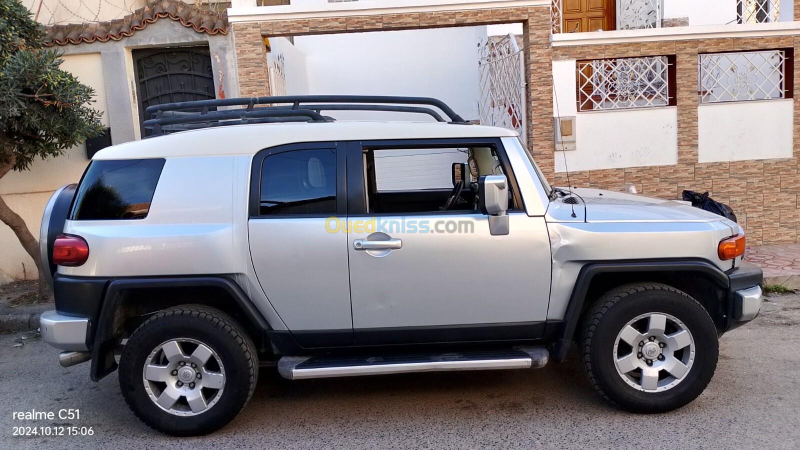 Toyota fj cruiser 2011 