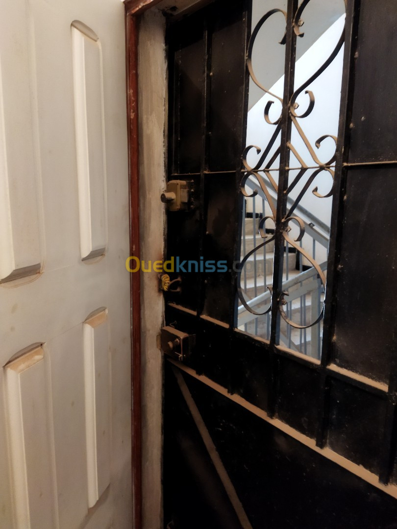 Vente Appartement F4 Chlef Sidi akkacha