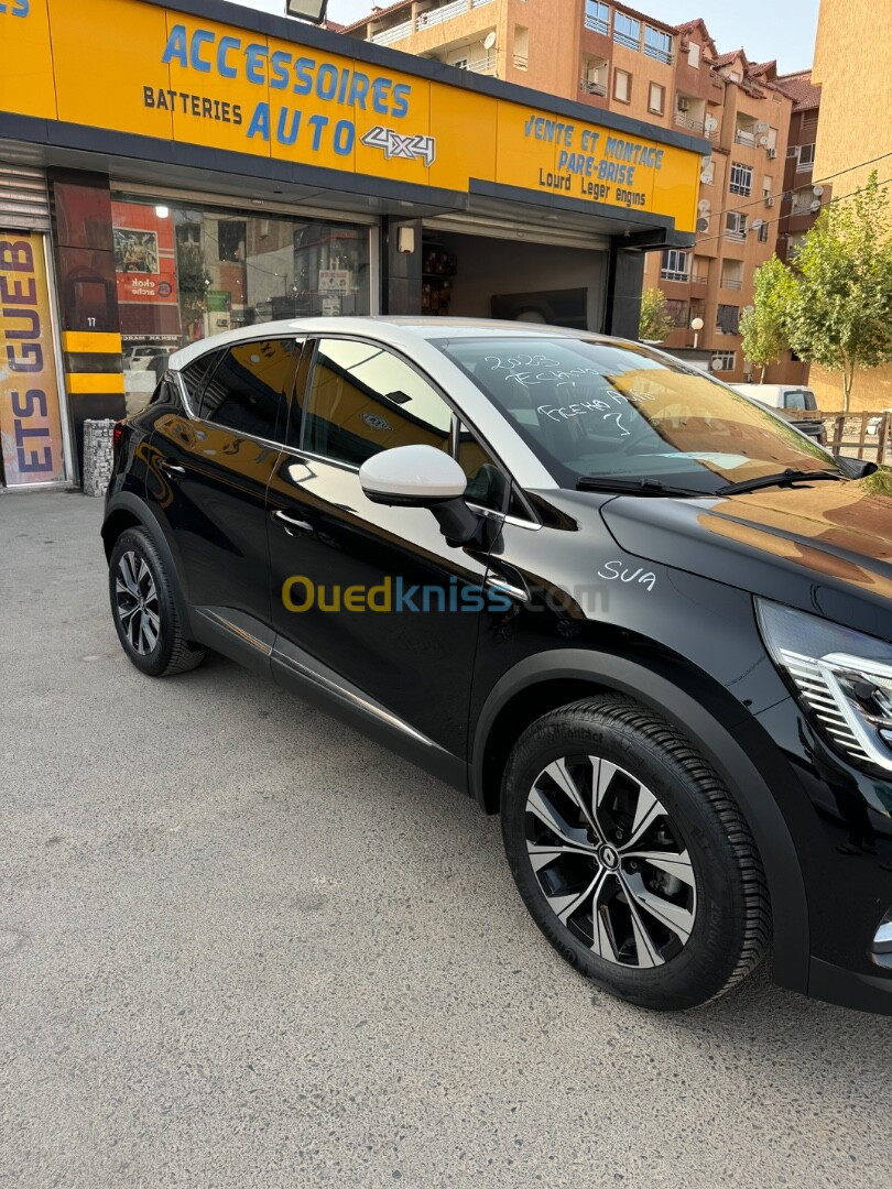 Renault Captur 2023 Intense