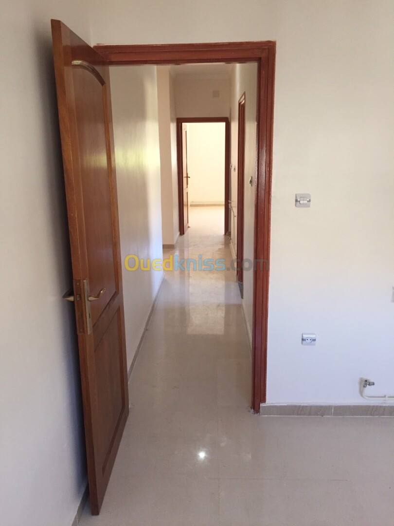 Location Appartement F3 Médéa Medea