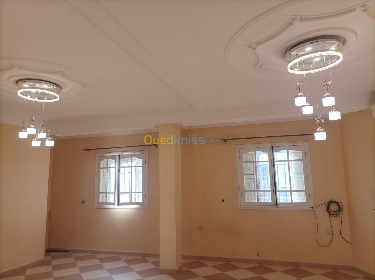 Rent Villa floor F4 Alger Bab ezzouar