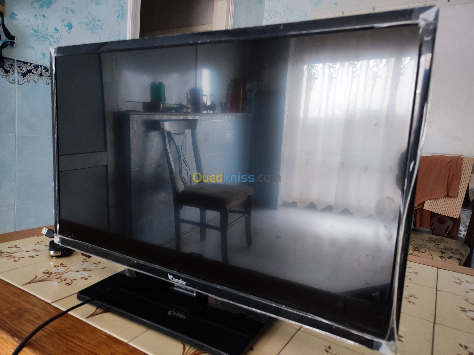 Condor 24" FullHD