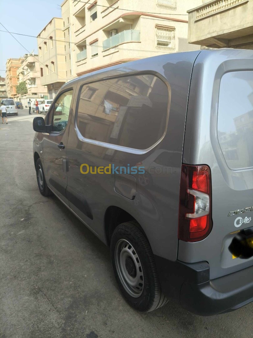 Fiat Doblo 2024 Professionnels