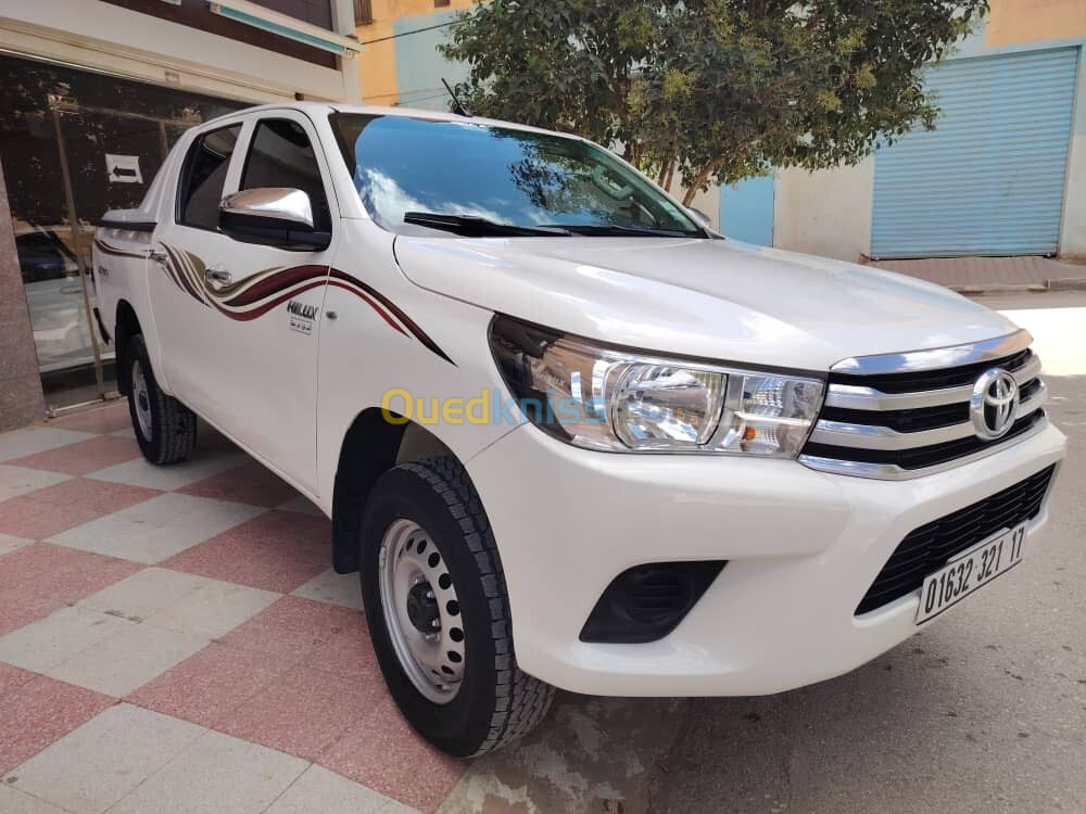 Toyota Hilux 2021 LEGEND SC 4x4