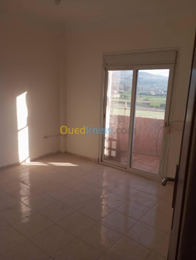 Location Appartement F4 Boumerdès Hammedi