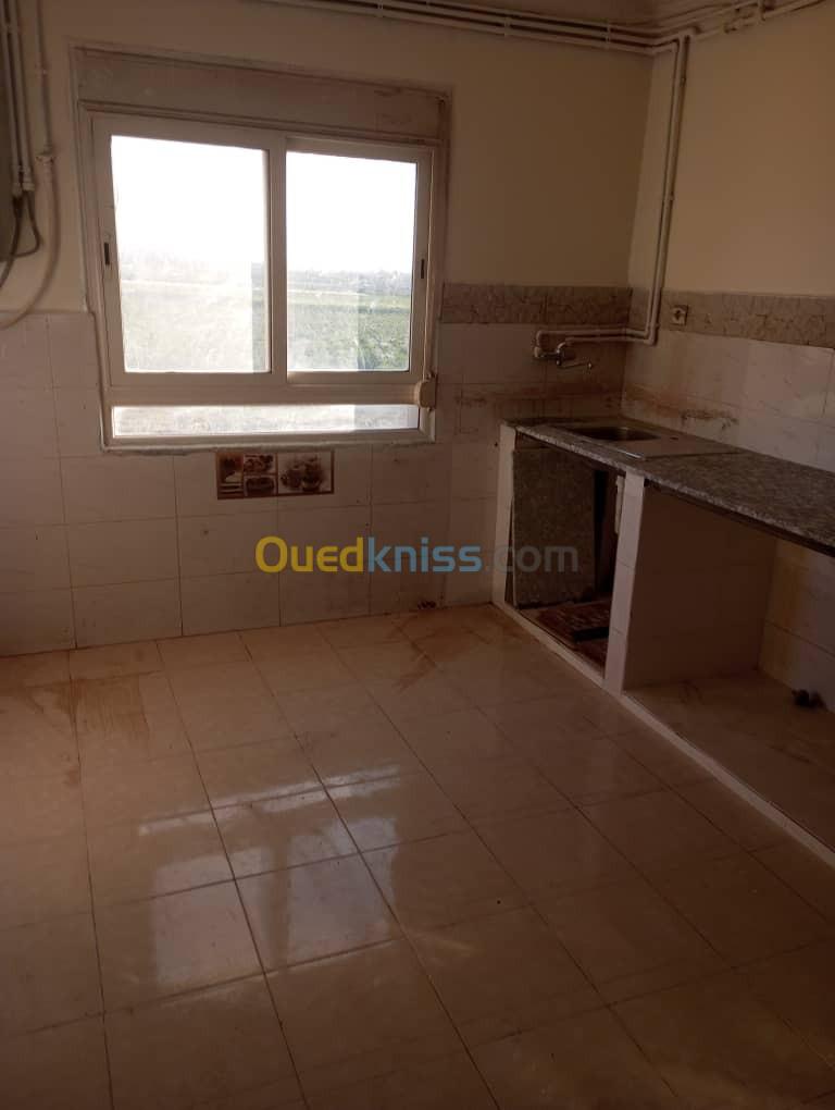 Location Appartement F4 Boumerdès Hammedi