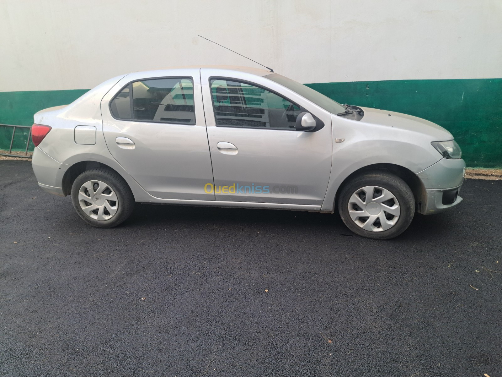 Dacia Logan 2015 Access