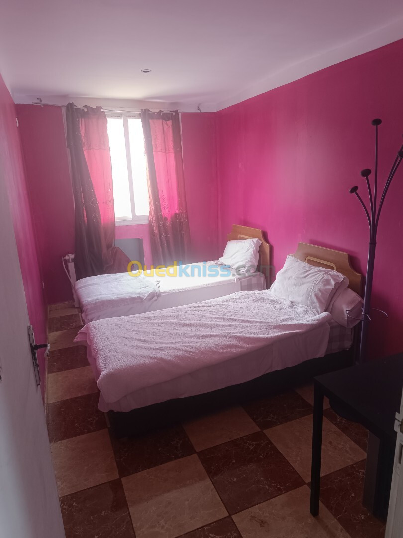 Location vacances Appartement F3 Tlemcen Ain fezza