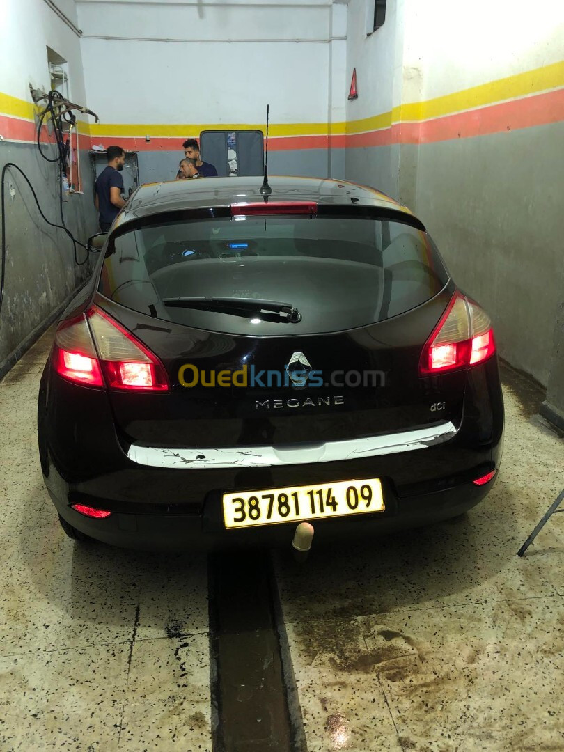 Renault Megane 3 2014 Bose