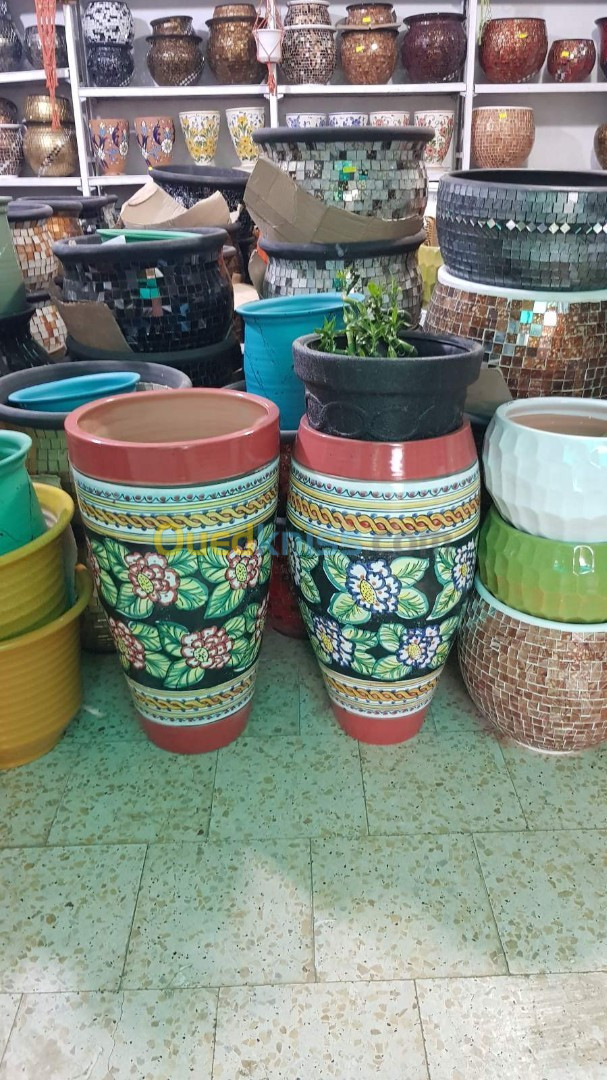 Pot de fleurs en céramique 