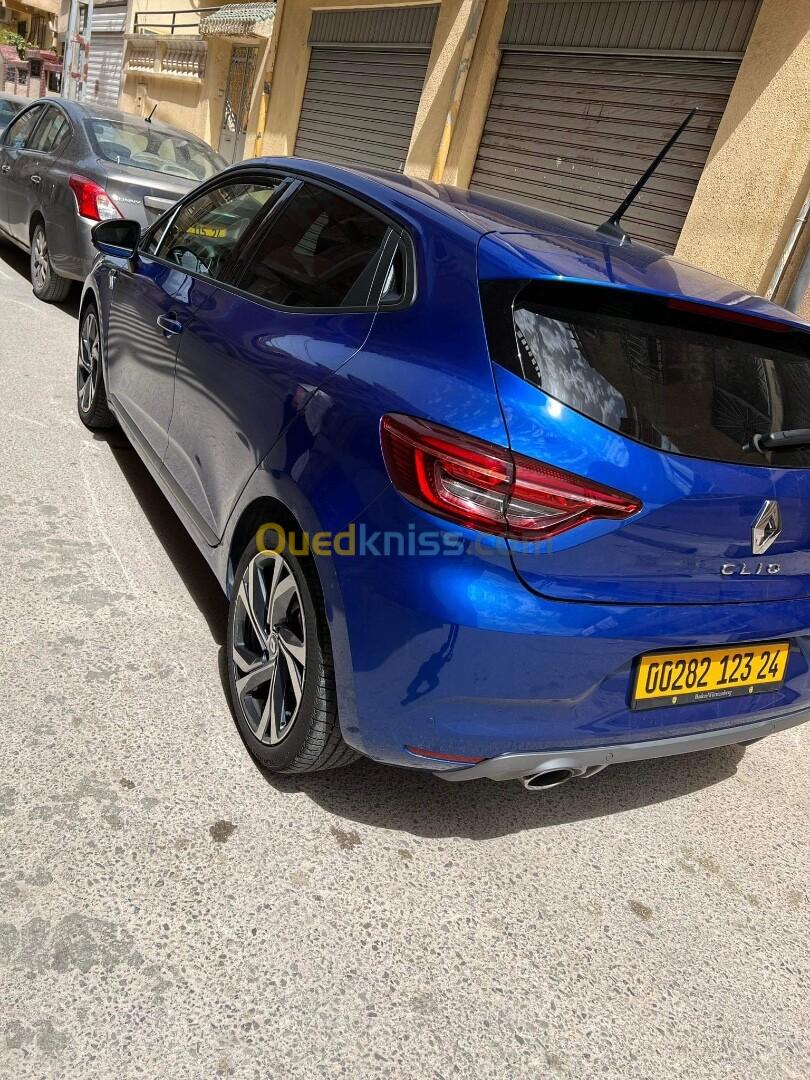 Renault Clio 2023 Rs line