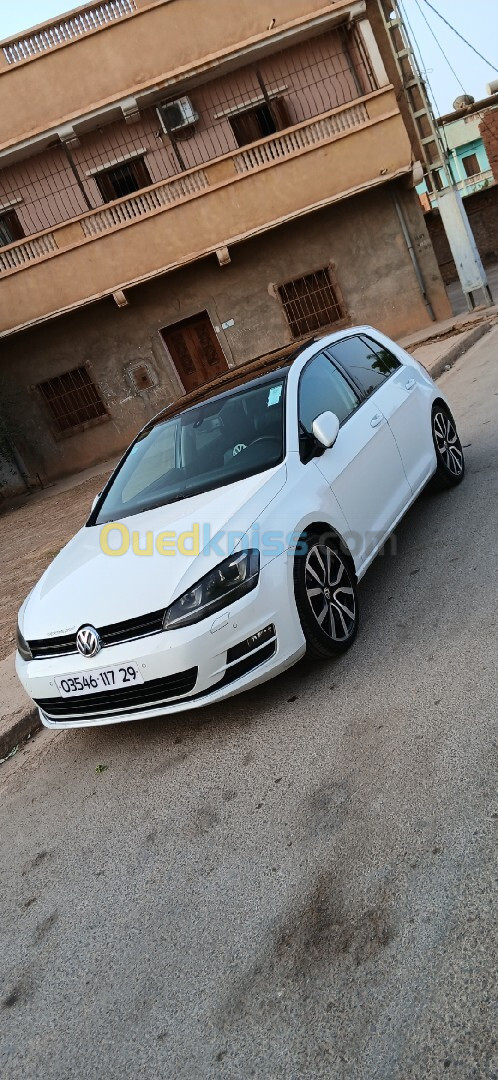 Volkswagen Golf 7 2017 Carat plis