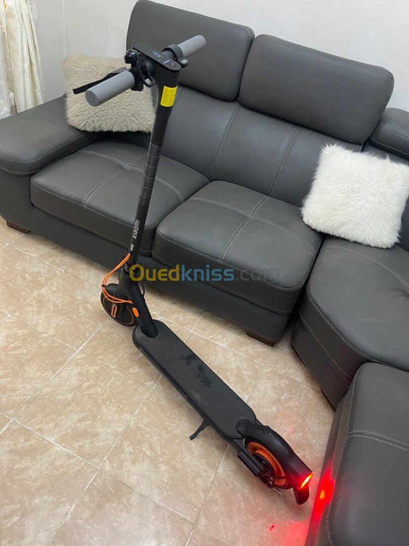 Trottinette électrique xiaomi 4 GO