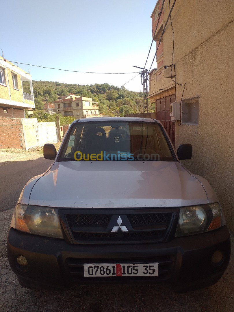 Mitsubishi Pajero Court 2005 Pajero Court