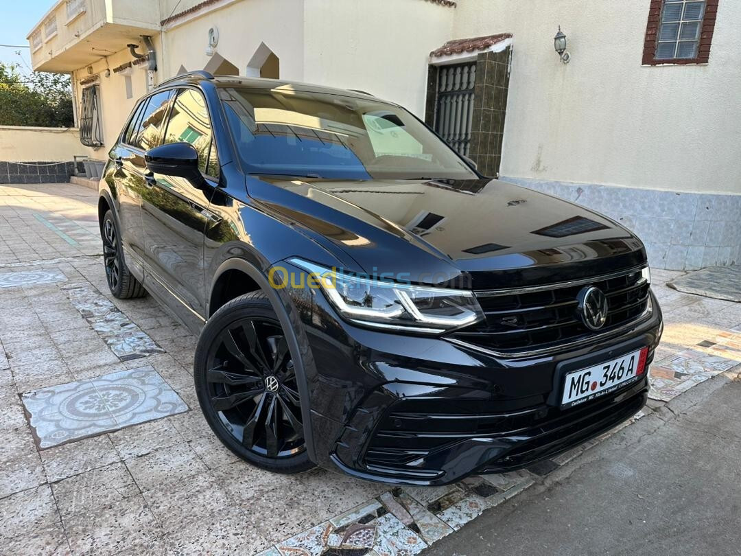 Volkswagen Tiguan 2023 R line blak blak