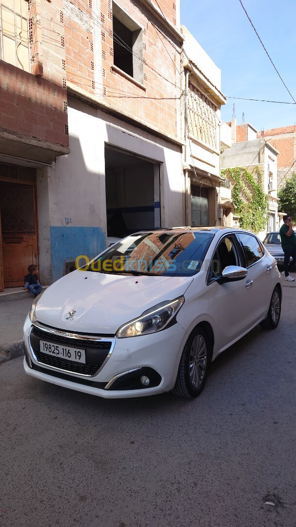 Peugeot 208 2016 Allure Facelift